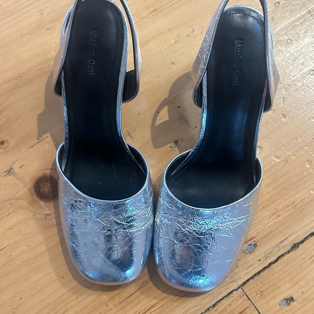Massimo Dutti Shiny Silver Heels